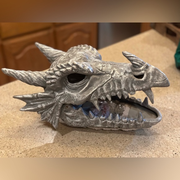 Monster Bash Werewolf 1997 Plush & Dragon Skull Candy Bowl -Bundle - Picture 8 of 16